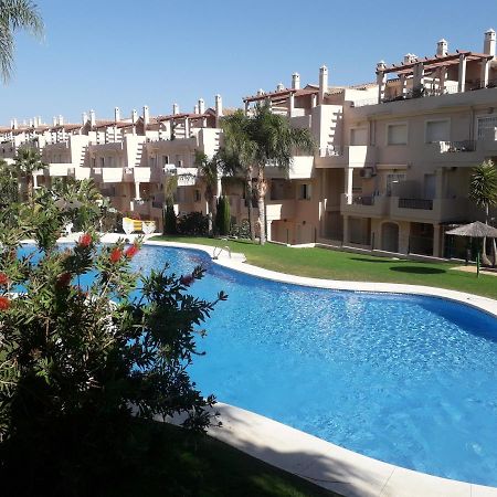 Duquesa Fairways, A Spacious Apartment With Fabulous Views And Facilities Manilva Exteriör bild