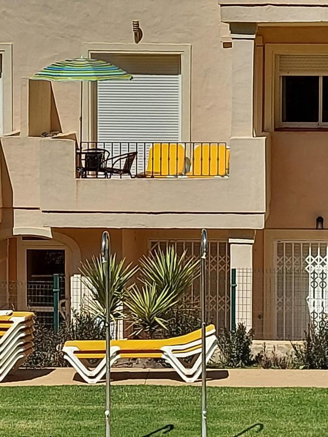 Duquesa Fairways, A Spacious Apartment With Fabulous Views And Facilities Manilva Exteriör bild